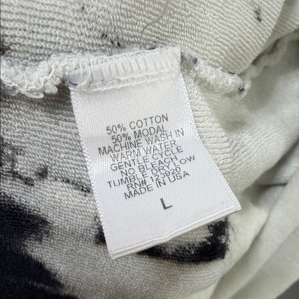 LAmade Monochrome Tie-Dye Sweater (R10) - Picture 8 of 8